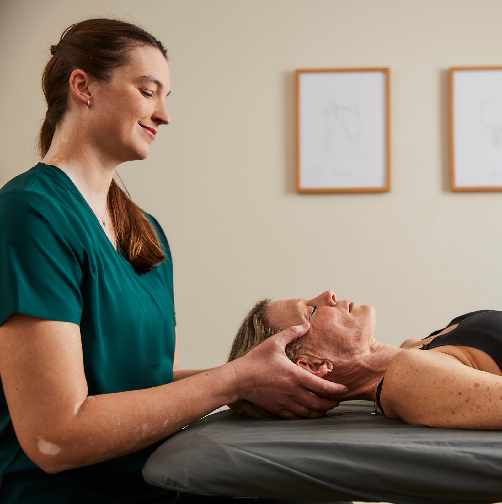 Osteopath treating a patient at Oak Park Clinic in Crondall