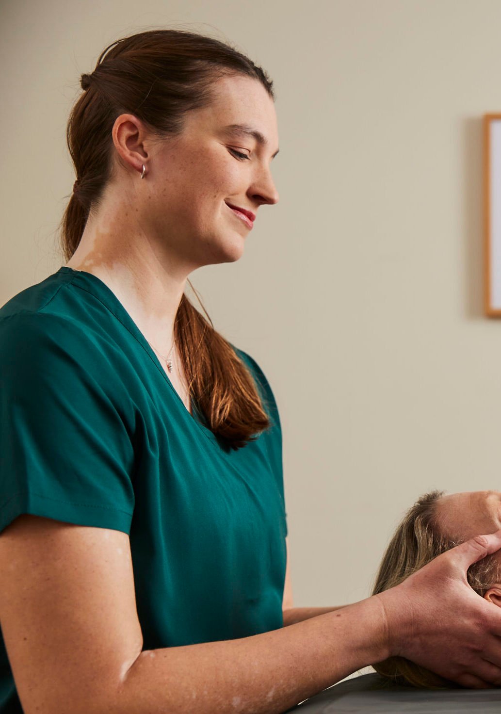 Babies and children's osteopathy at Oak Park Clinic Crondall near Farnham Hampshire