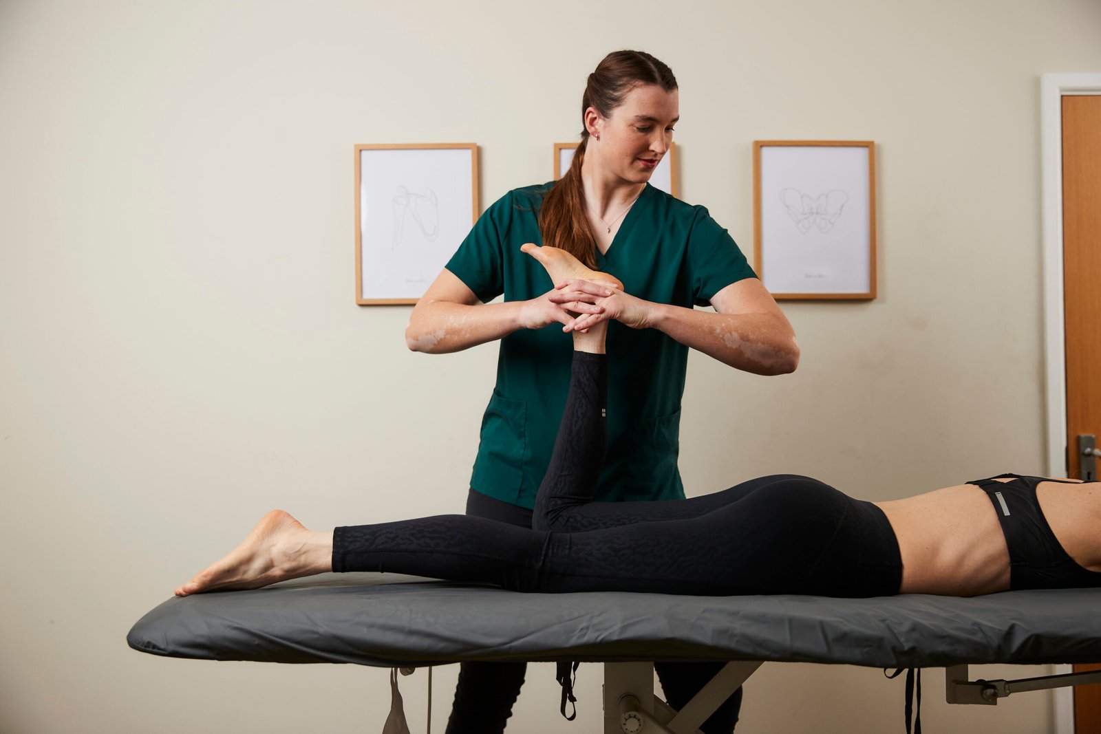 Osteopath and patient consultation at Oak Park Clinic