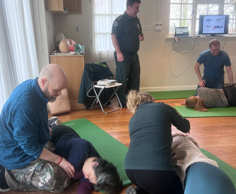 Emergency first aid at work training at Oak Park Clinic